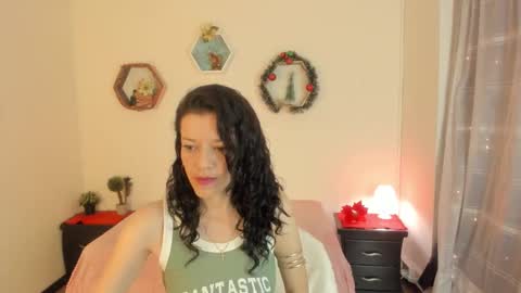 Paloma  online show from December 20, 6:48 pm