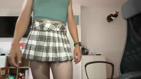 lonely and curious online show from September 22, 10:17 am