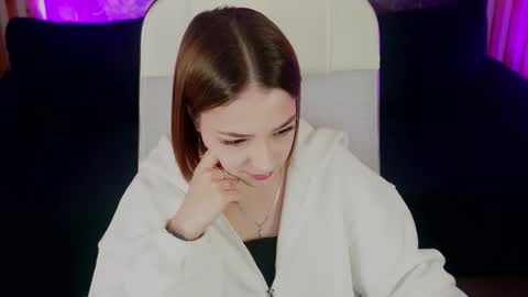 Pam online show from October 1, 8:42 am