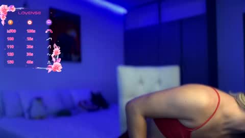 Snapshot of pame_leon chatting on February 6, 7:40 pm . online show from February 6, 7:40 pm