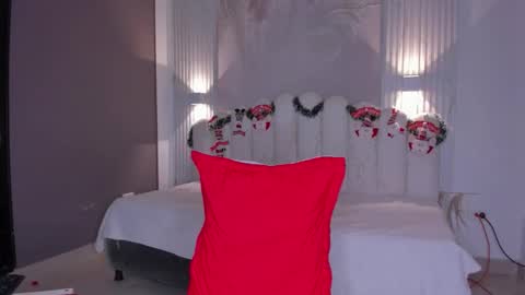 pamela online show from December 22, 6:49 pm