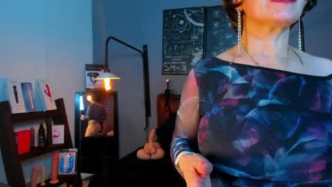 Snapshot of pamela_mature41 chatting on April 22, 4:26 am pamela_mature41 online show from April 22, 4:26 am