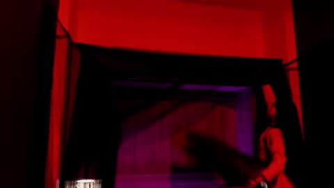  P A M  online show from November 4, 4:11 am