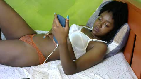 pamela online show from December 6, 5:20 am