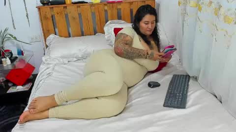 Snapshot of pamelaruiizz3 chatting on April 30, 7:53 pm Pamela online show from April 30, 7:53 pm
