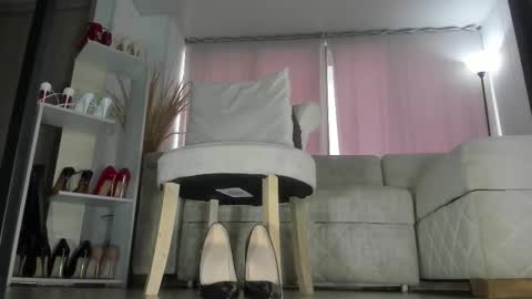 pamelasmith128858 online show from January 13, 7:41 pm