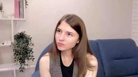 Snapshot of pamilarakestraw chatting on September 19, 6:30 pm daniella online show from September 19, 6:30 pm