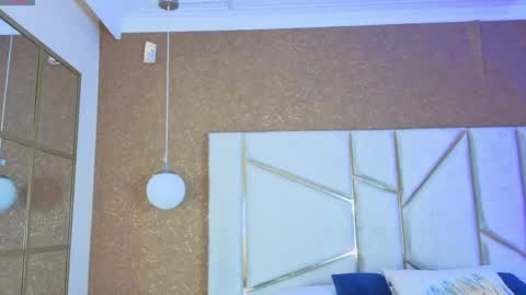 pamplemusa_ online show from April 22, 11:34 am