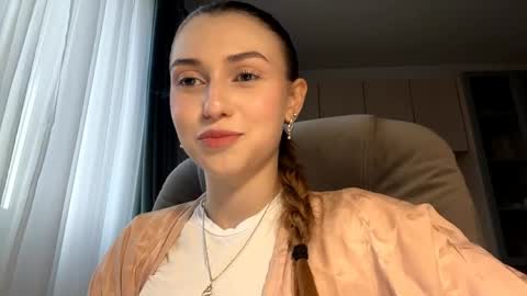 Snapshot of pamulahallquist chatting on May 27, 3:09 pm Lia online show from May 27, 3:09 pm