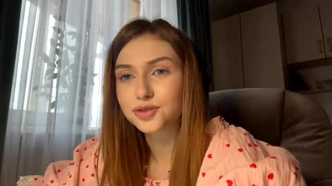 Snapshot of pamulahallquist chatting on May 28, 3:09 pm Lia online show from May 28, 3:09 pm