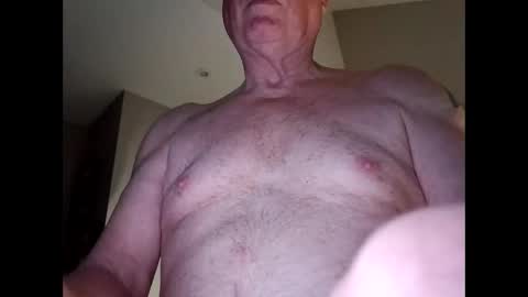 Snapshot of panda320 chatting on February 28, 6:09 pm panda320 online show from February 28, 6:09 pm