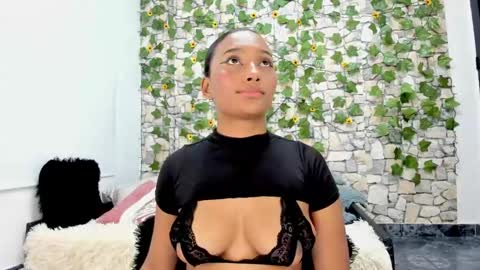 pandora_gu1 online show from December 19, 11:25 pm