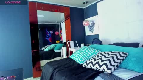 Snapshot of pandora_rey2 chatting on December 24, 4:19 pm ---Pandora--- online show from December 24, 4:19 pm