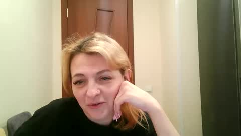 PandoraFourelx online show from February 10, 2:32 pm