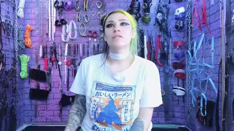 PandoraNez online show from February 20, 5:29 pm