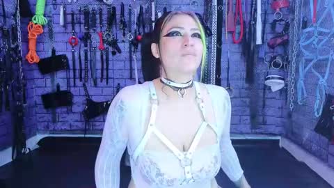 Snapshot of pandoranez chatting on February 28, 6:25 am PandoraNez online show from February 28, 6:25 am