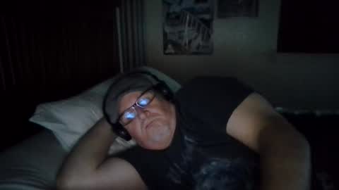 panos online show from April 15, 10:33 am