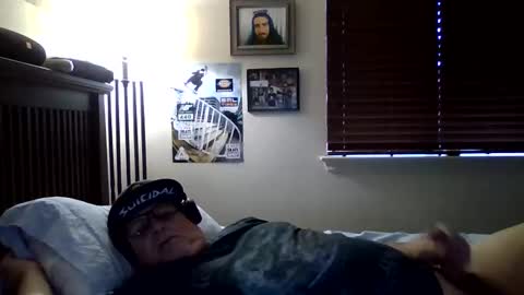panos online show from May 7, 10:04 pm