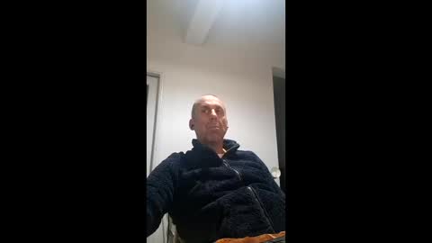 pansak1973 online show from December 15, 7:07 pm