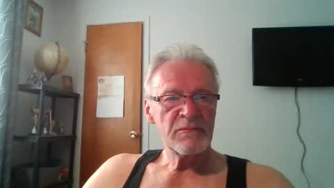 Richard online show from April 27, 4:38 pm