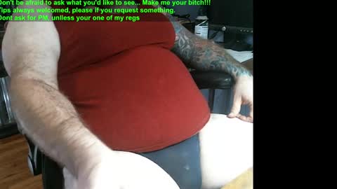 Snapshot of pantiefreak2002 chatting on January 2, 12:55 am Make me your sissy online show from January 2, 12:55 am