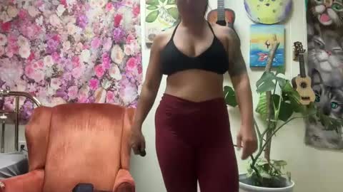 Pantiesofthefae online show from September 16, 11:22 am