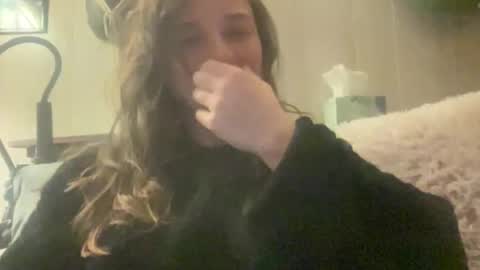 Snapshot of pantiesofthefae chatting on February 9, 10:41 am Pantiesofthefae online show from February 9, 10:41 am