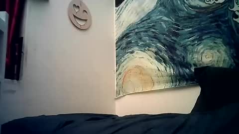 PantsLessTraveler online show from December 16, 5:49 am