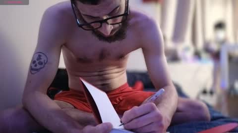 PantsLessTraveler online show from December 24, 1:50 pm