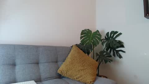 pantyhose_xxx_ online show from December 29, 4:08 pm