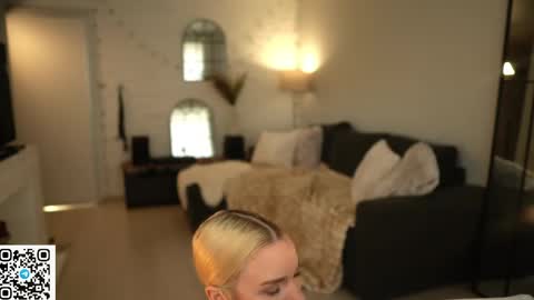 Kristina Kriss online show from March 22, 2:20 pm