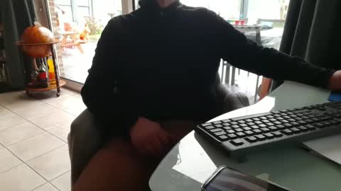 Snapshot of pantyrafke chatting on January 25, 11:02 am pantyrafke online show from January 25, 11:02 am