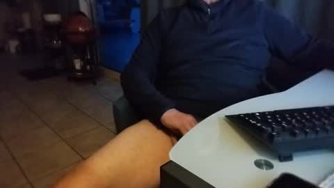 Snapshot of pantyrafke chatting on October 23, 5:51 am pantyrafke online show from October 23, 5:51 am