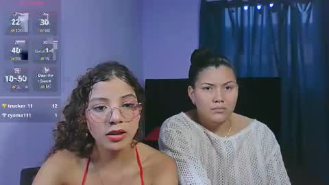 Snapshot of pao2helena chatting on March 2, 10:38 pm pao2helena online show from March 2, 10:38 pm