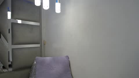 Snapshot of paola_lyon chatting on January 21, 11:34 pm Paola Lyon online show from January 21, 11:34 pm