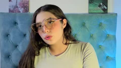 Snapshot of paola_lyon chatting on September 25, 6:55 pm Paola Lyon online show from September 25, 6:55 pm