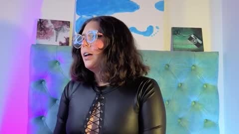 Paola Lyon online show from January 15, 6:44 pm