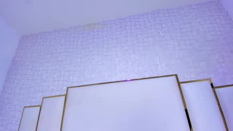 Paola  online show from January 11, 11:37 am