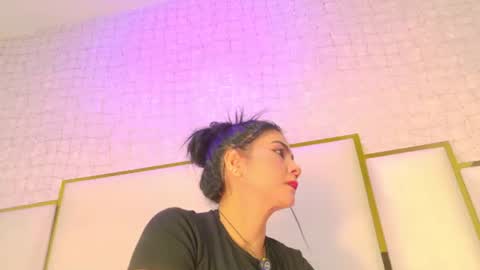 Snapshot of paolaa_rodriguez chatting on June 14, 11:34 am Paola online show from June 14, 11:34 am