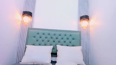    online show from January 28, 2:42 pm