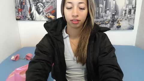 Snapshot of paolabotero chatting on January 7, 12:07 pm Paola online show from January 7, 12:07 pm