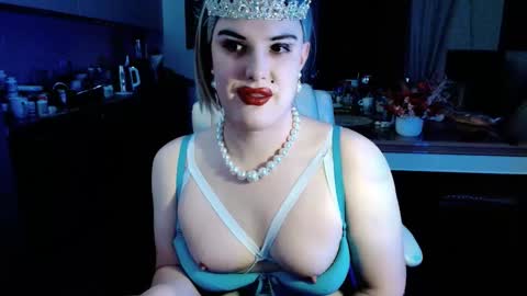 Sarina Williams online show from November 14, 12:04 pm