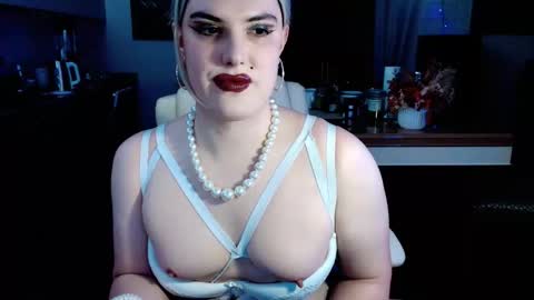 Sarina Williams online show from February 10, 12:20 pm