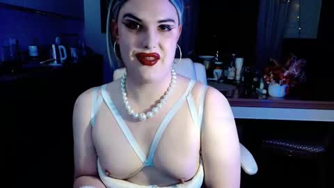 Sarina Williams online show from March 26, 1:17 pm