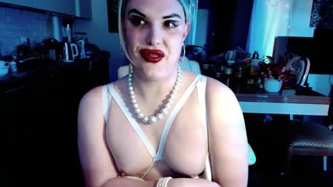 Sarina Williams online show from May 5, 8:55 am