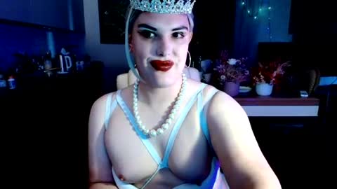 Sarina Williams online show from July 14, 1:39 pm