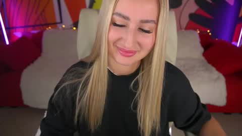 Lia online show from September 27, 7:46 am