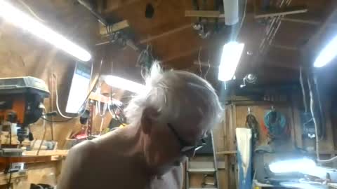 papajb70 online show from July 29, 2:43 am