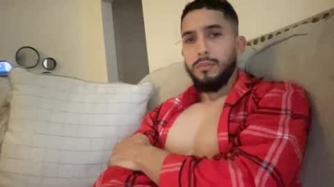 papicubano_guapo23cm online show from February 22, 1:35 pm