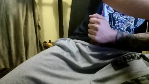 Snapshot of papychuo chatting on January 14, 12:44 pm papychuo online show from January 14, 12:44 pm